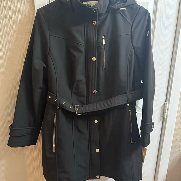 Michael Kors Black Trench Coat with Belt - Picture 4 of 4